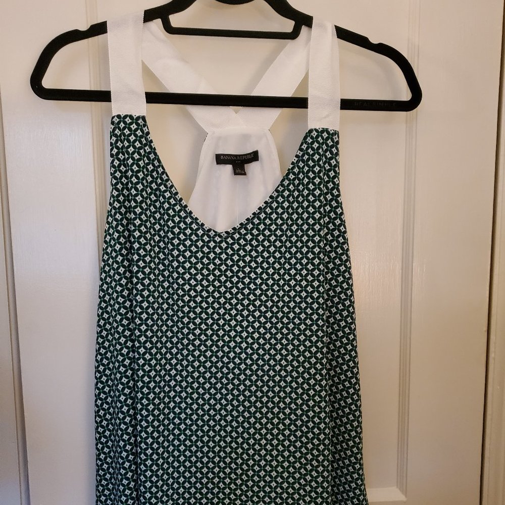 NWT Banana Republic top sz L